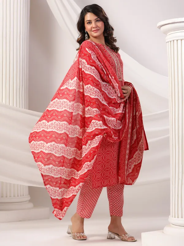 Maroon_Printed_Pure_Cotton_Kurta_Trouser_Dupatta_Set