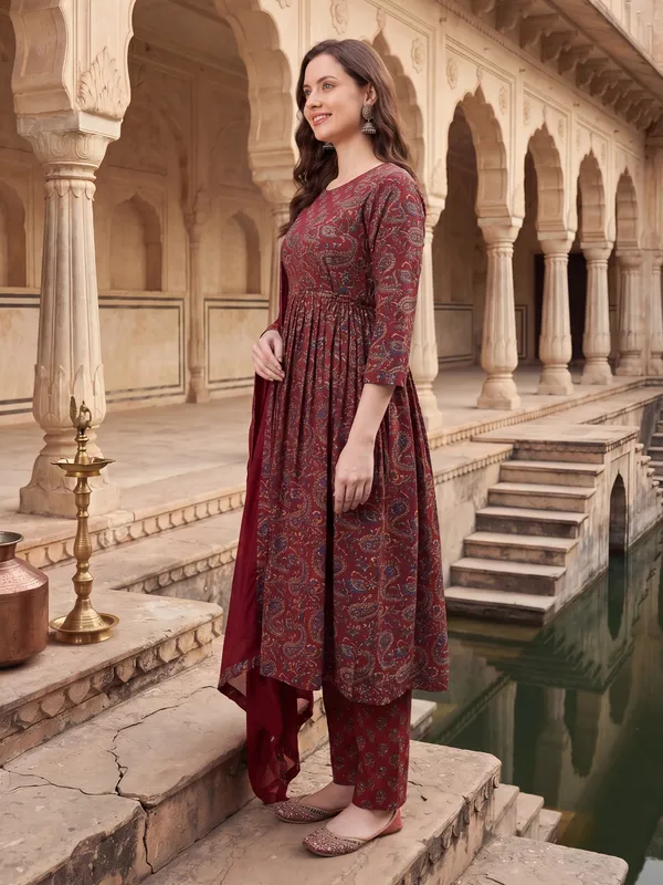 Maroon_Printed_Pure_Cotton_Kurta_Trouser_Dupatta_Set
