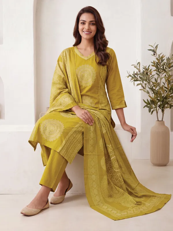 Mustard_Printed_Pure_Cotton_Kurta_Trouser_Dupatta_Set