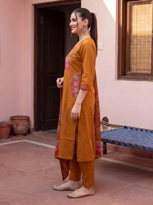 Mustard_Printed_Pure_Cotton_Kurta_Trouser_Dupatta_Set