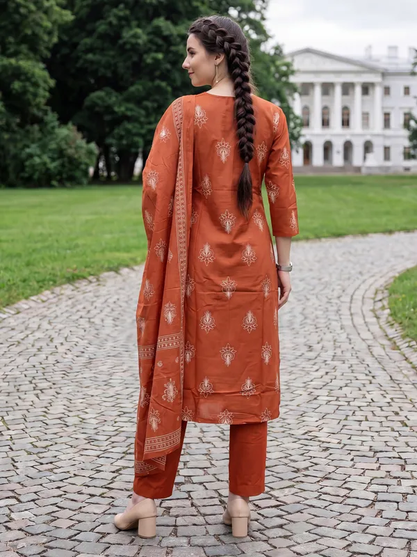 Orange_Printed_Pure_Cotton_Kurta_Trouser_Dupatta_Set