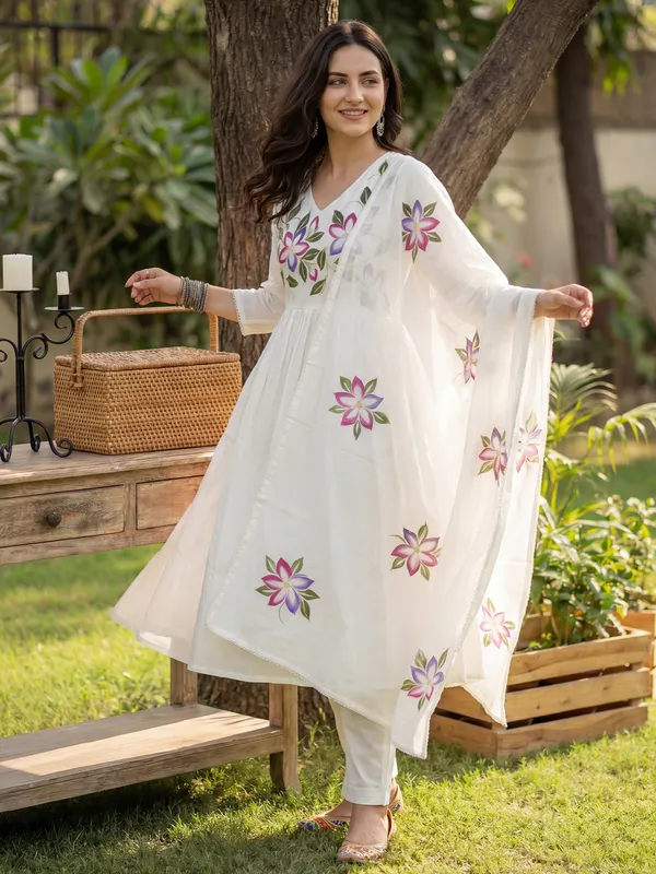 Off_White_Printed_Pure_Cotton_Kurta_Trouser_Dupatta_Set
