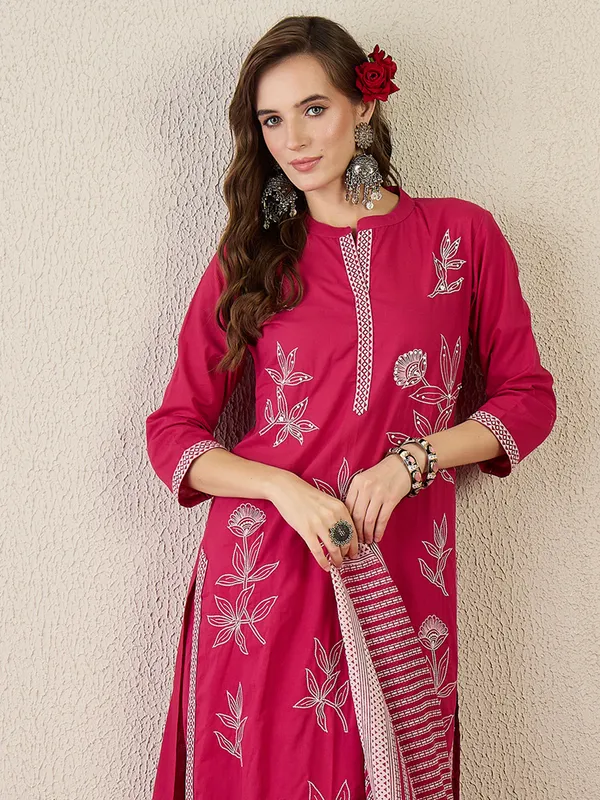 Pink_Pure_Cotton_Embroidered_Kurta_Trouser_Dupatta_Set