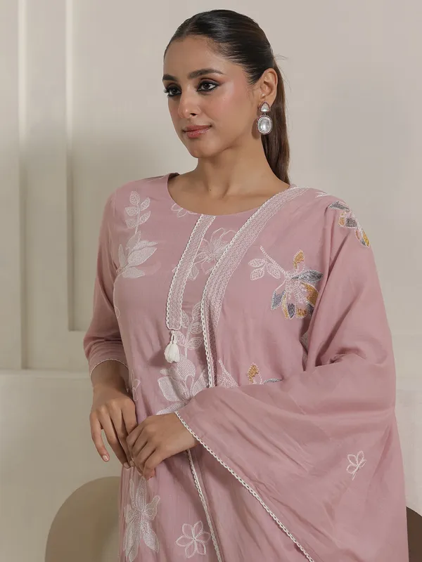 Pink_Pure_Cotton_Embroidered_Kurta_Trouser_Dupatta_Set