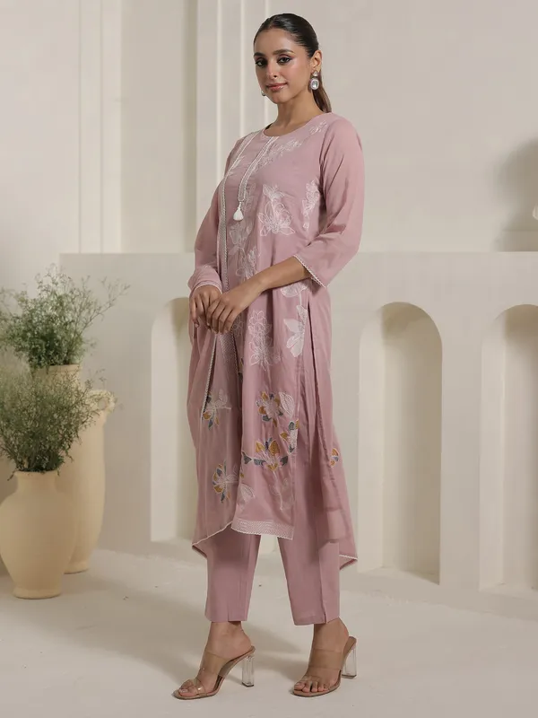 Pink_Pure_Cotton_Embroidered_Kurta_Trouser_Dupatta_Set