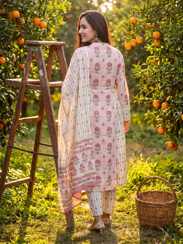 Pink_Printed_Pure_Cotton_Kurta_Trouser_Dupatta_Set