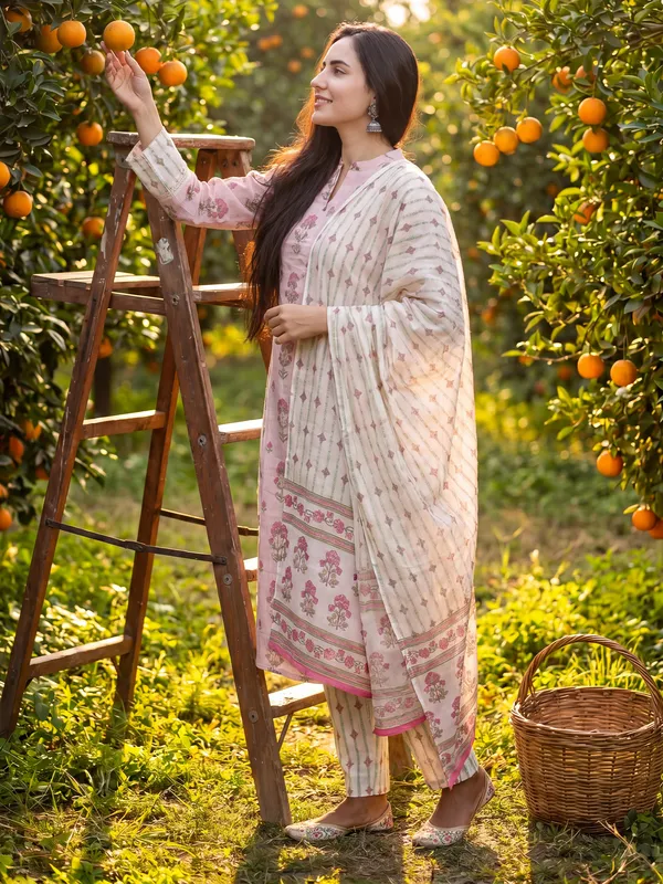 Pink_Printed_Pure_Cotton_Kurta_Trouser_Dupatta_Set