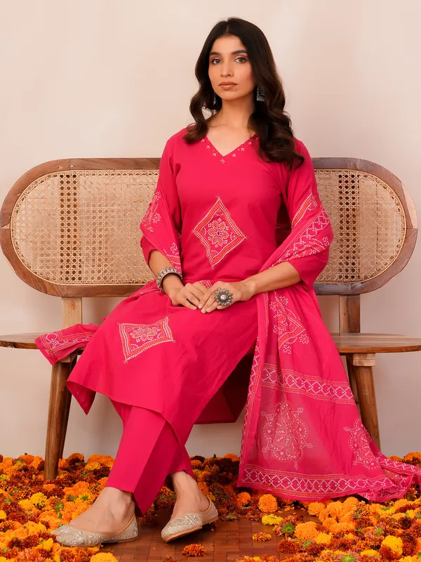 Pink_Printed_Pure_Cotton_Kurta_Trouser_Dupatta_Set