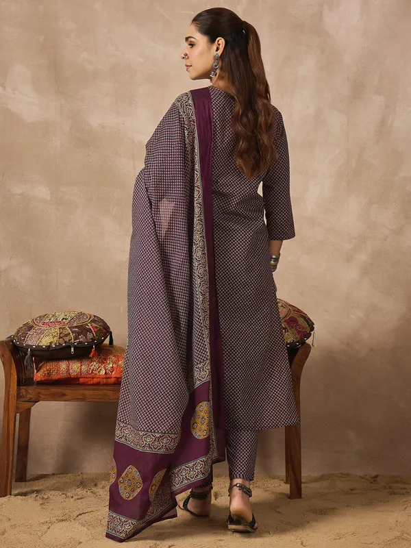 Purple_Printed_Pure_Cotton_Kurta_Trouser_Dupatta_Set