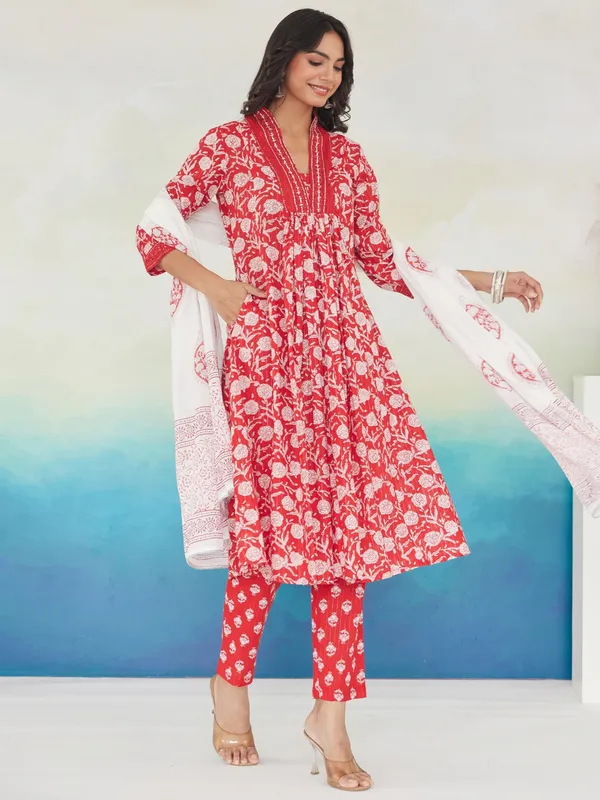 Red_Pure_Cotton_Printed_Kurta_Trouser_Dupatta_Set