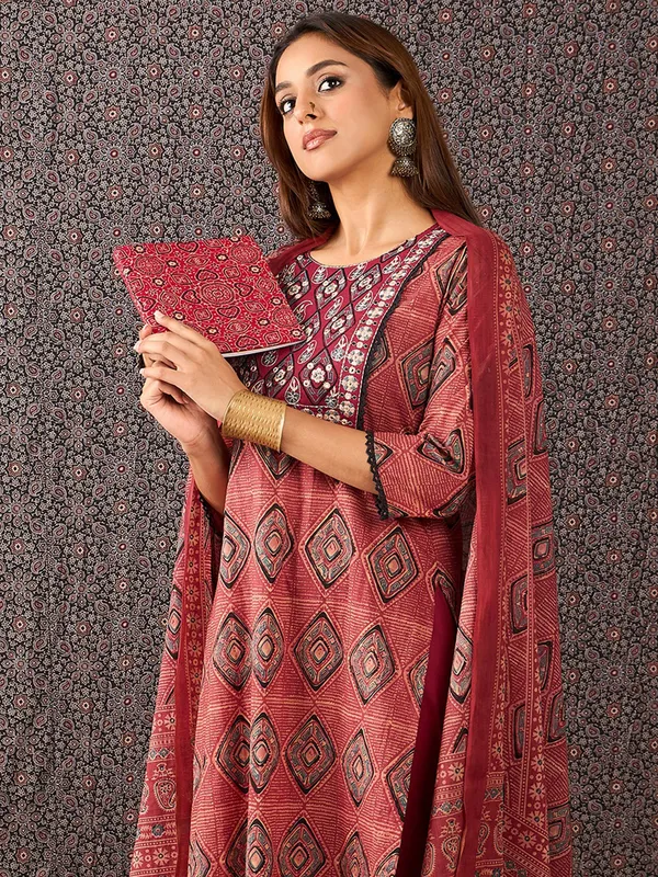 Orange_Printed_Pure_Cotton_Kurta_Trouser_Dupatta_Set