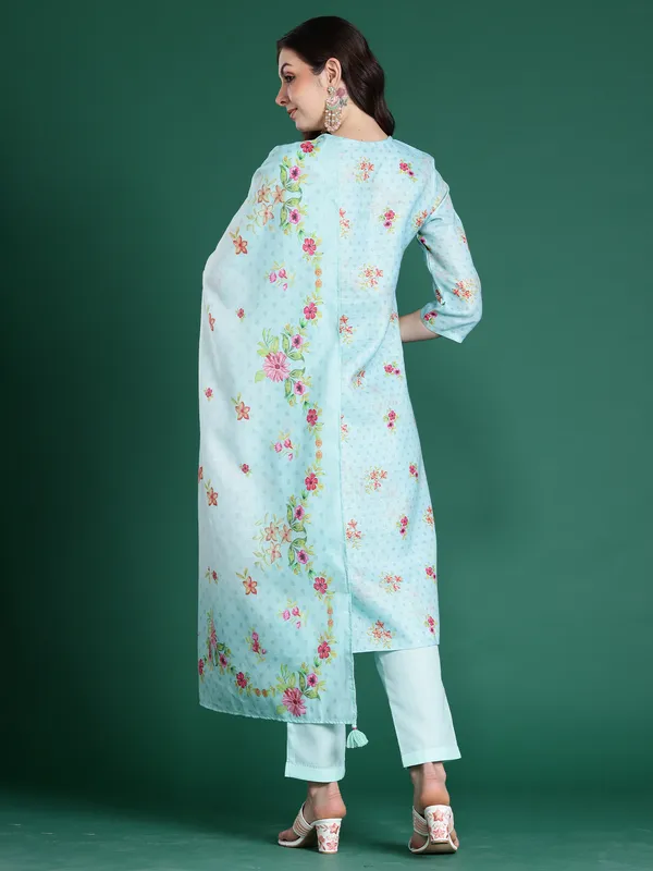 Sea_Green_Embroidered_Linen_Kurta_Trouser_Dupatta_Set