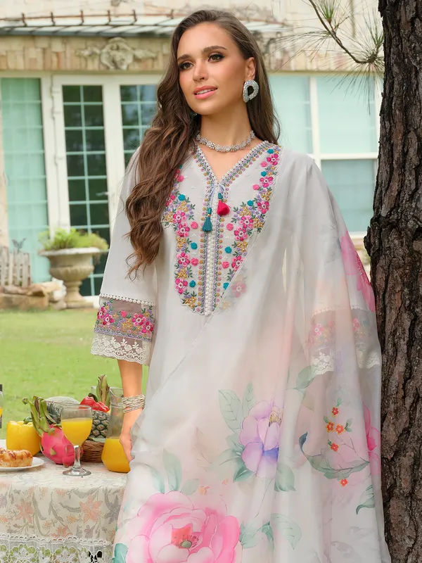 White_Embroidered_Cotton_Blend_Kurta_Trouser_Dupatta_Set