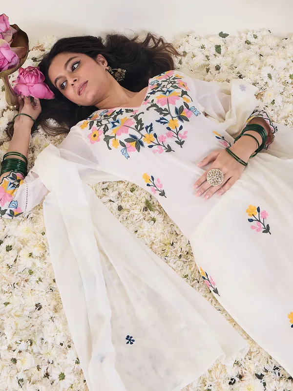 White_Embroidered_Pure_Cotton_Kurta_Trouser_Dupatta_Set