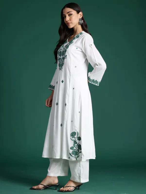 Off_White_Embroidered_Pure_Cotton_Kurta_Trouser_Dupatta_Set
