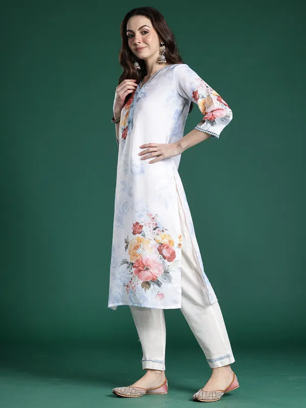 White_Printed_Linen_Kurta_Trouser_Dupatta_Set