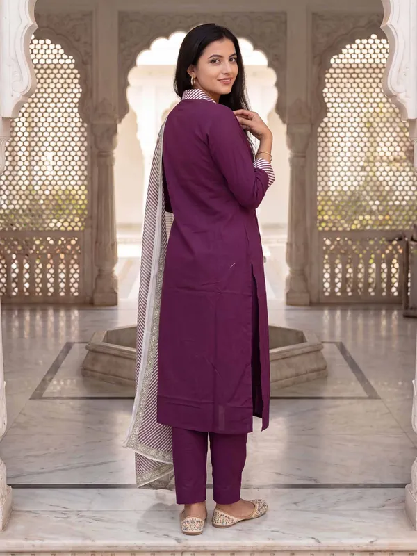 Burgundy_Self_Design_Pure_Cotton_Kurta_Trouser_Dupatta_Set