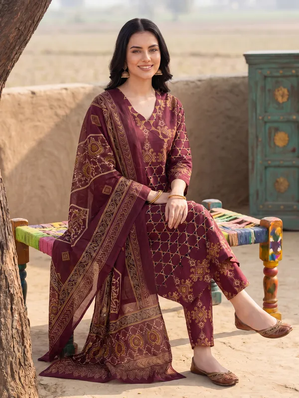Burgundy_Printed_Pure_Cotton_Kurta_Trouser_Dupatta_Set
