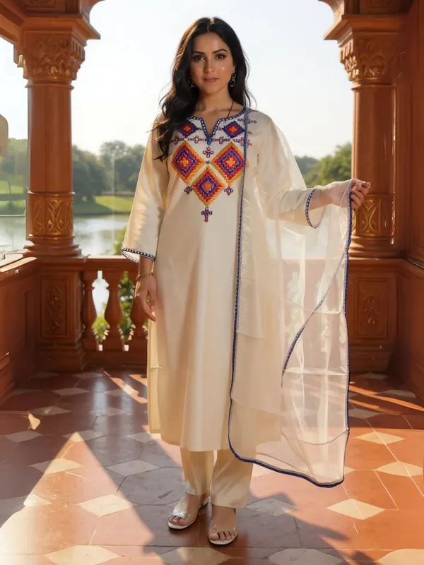 Off_White_Embroidered_Liva_Kurta_Trouser_Dupatta_Set
