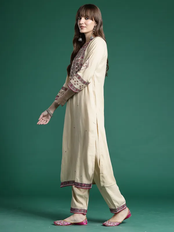 Beige_Embroidered_Viscose_Rayon_Kurta_Trouser_Dupatta_Set