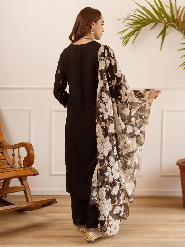 Black_Viscose_Rayon_Embroidered_Kurta_Trouser_Dupatta_Set