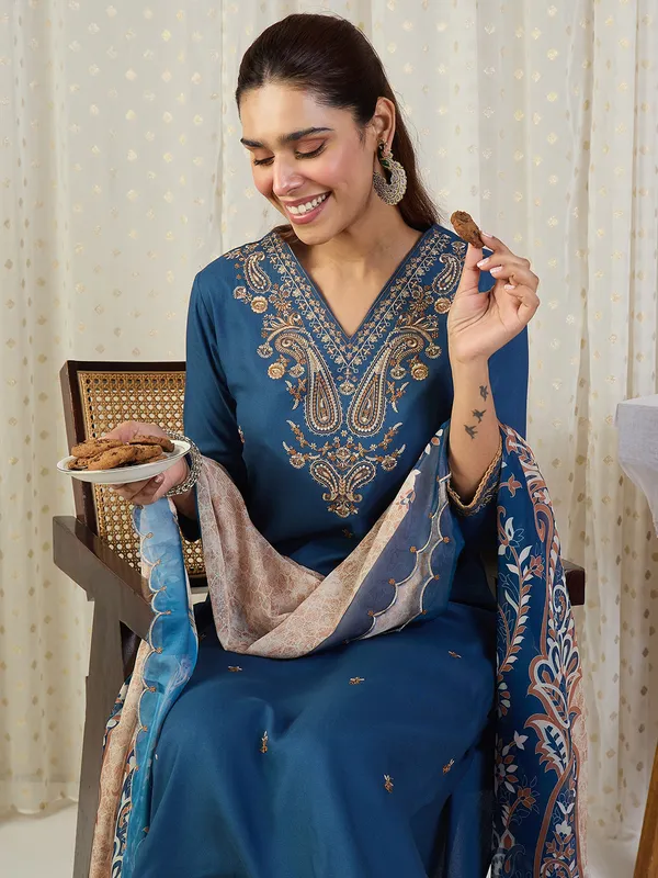 Blue_Embroidered_Viscose_Rayon_Kurta_Trouser_Dupatta_Set