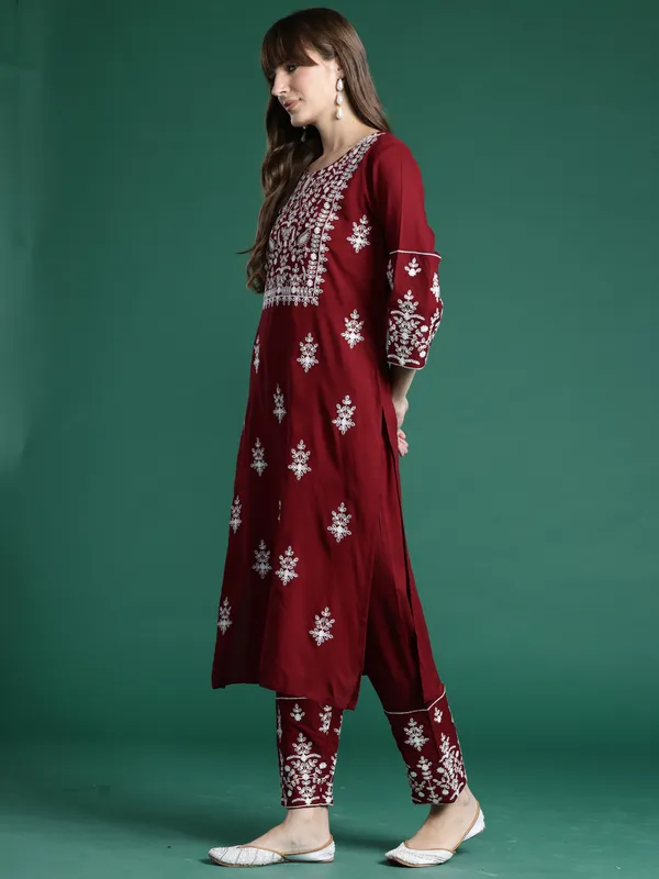 Maroon_Embroidered_Viscose_Rayon_Kurta_Trouser_Dupatta_Set