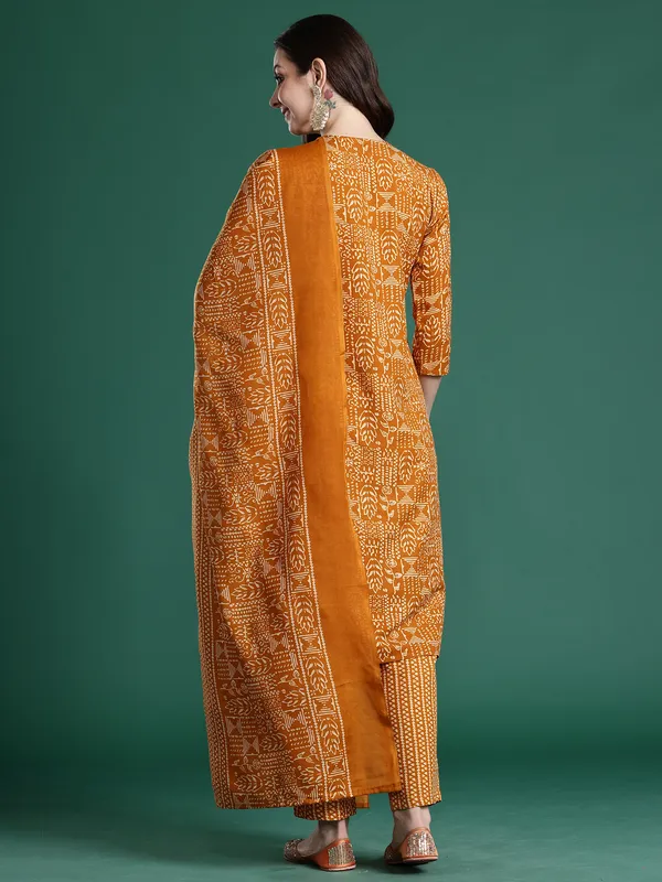 Mustard_Printed_Pure_Cotton_Kurta_Trouser_Dupatta_Set