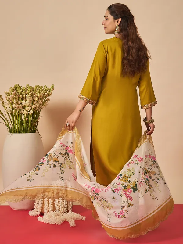 Mustard_Embroidered_Viscose_Rayon_Kurta_Trouser_Dupatta_Set