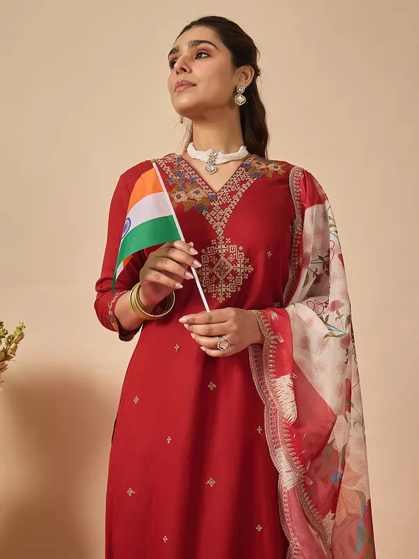 Orange_Embroidered_Viscose_Rayon_Kurta_Trouser_Dupatta_Set