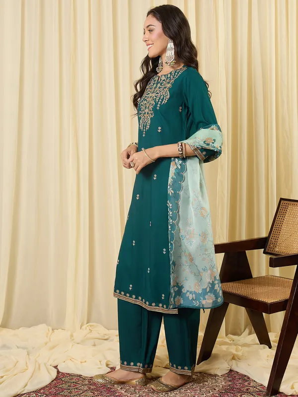 Teal_Viscose_Rayon_Embroidered_Kurta_Trouser_Dupatta_Set
