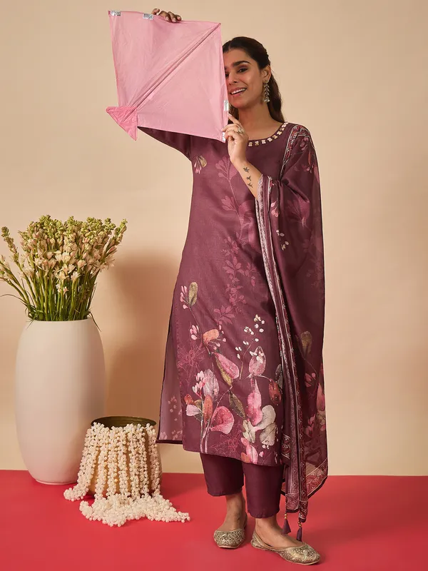 Burgundy_Printed_Linen_Kurta_Trouser_Dupatta_Set