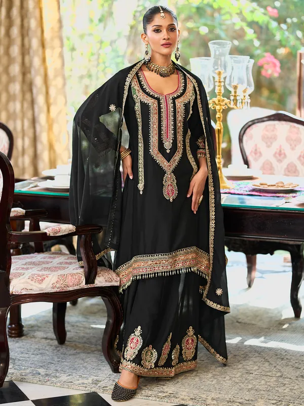 Black_Embroidered_Chinon_Kurta_Trouser_Dupatta_Set