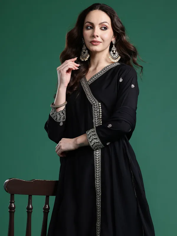 Black_Embroidered_Silk_Kurta_Trouser_Dupatta_Set