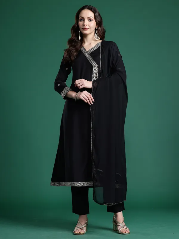 Black_Embroidered_Silk_Kurta_Trouser_Dupatta_Set