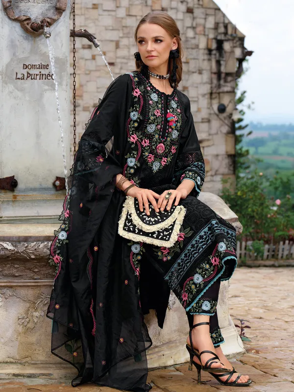 Black_Embroidered_Silk_Blend_Kurta_Trouser_Dupatta_Set