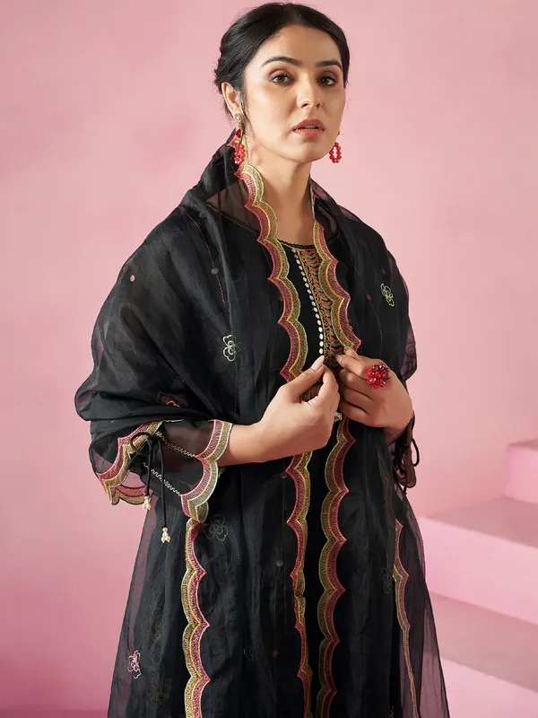 Black_Embroidered_Straight_Kurta_Trousers_With_Dupatta_set
