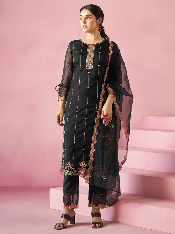 Black_Embroidered_Straight_Kurta_Trousers_With_Dupatta_set