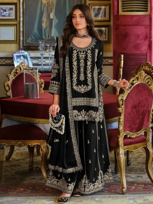 Black_Embroidered_Straight_Kurta_Palazzos_With_Dupatta_Set