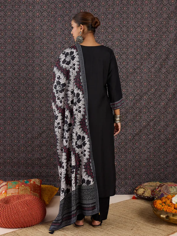 Black_Pure_Cotton_Printed_Kurta_Trouser_Dupatta_Set