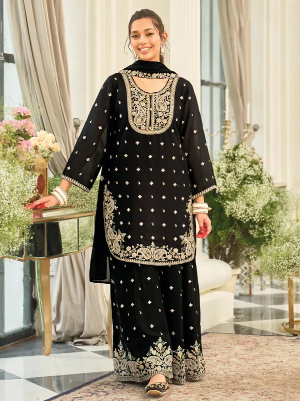 Black_Embroidered_Chinon_Kurta_Trouser_Dupatta_Set