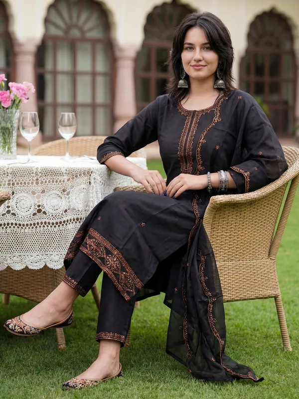 Black_Embroidered_Cotton_Blend_Kurta_Trouser_Dupatta_Set