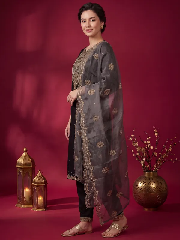 Black_Embroidered_Straight_Kurta_Trousers_With_Dupatta_Set