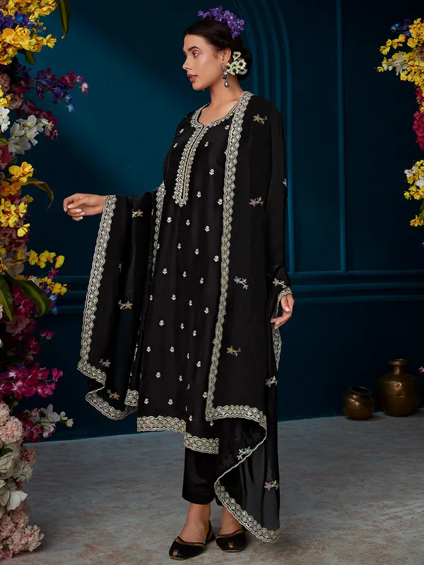 Black_Straight_Embroidered_Kurta_Trousers_With_Dupatta_Set
