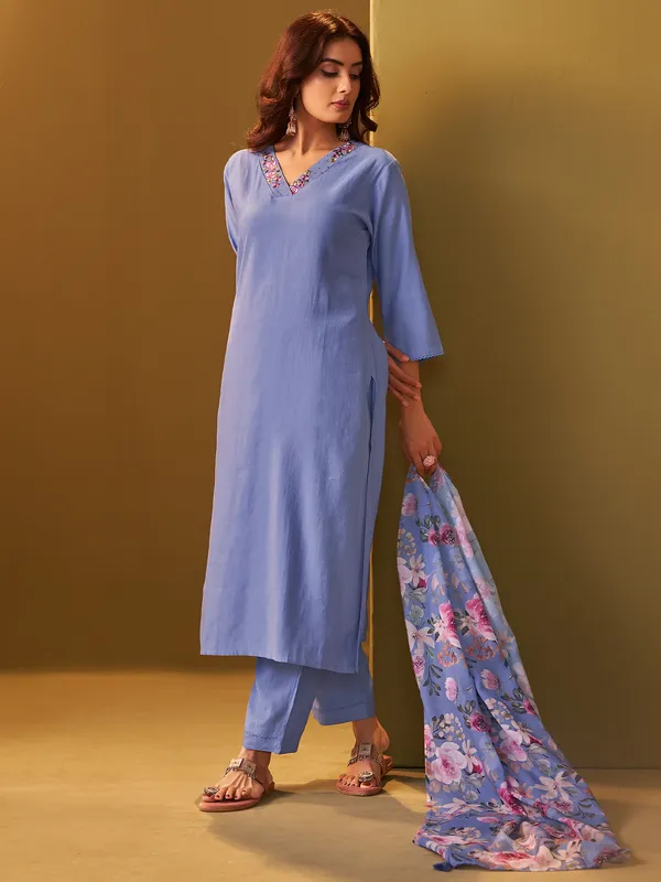 Blue_Yoke_Design_Cotton_Blend_Kurta_Trouser_Dupatta_Set