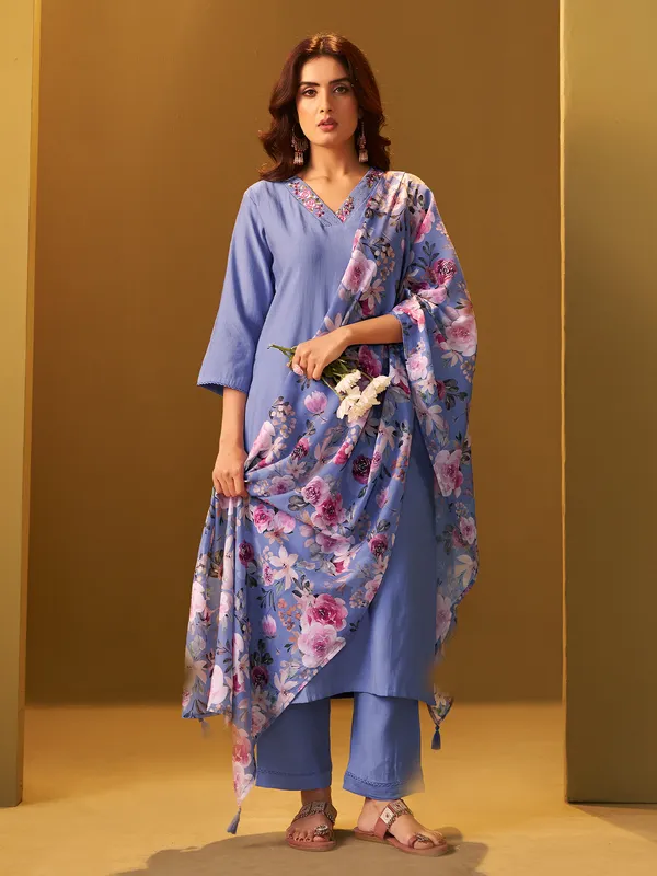 Blue_Yoke_Design_Cotton_Blend_Kurta_Trouser_Dupatta_Set