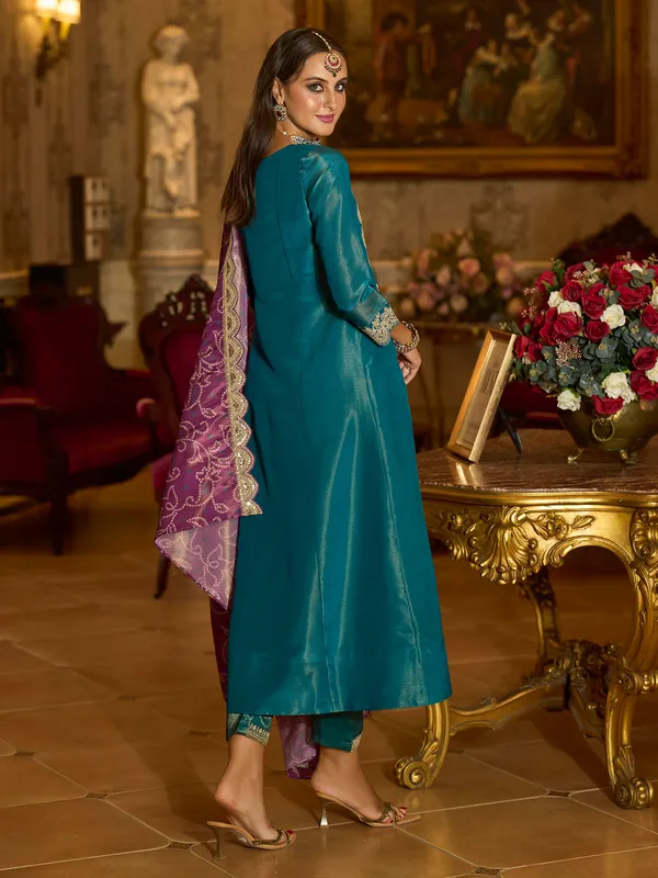 Blue_Embroidered_Silk_Blend_Kurta_Trouser_Dupatta_Set