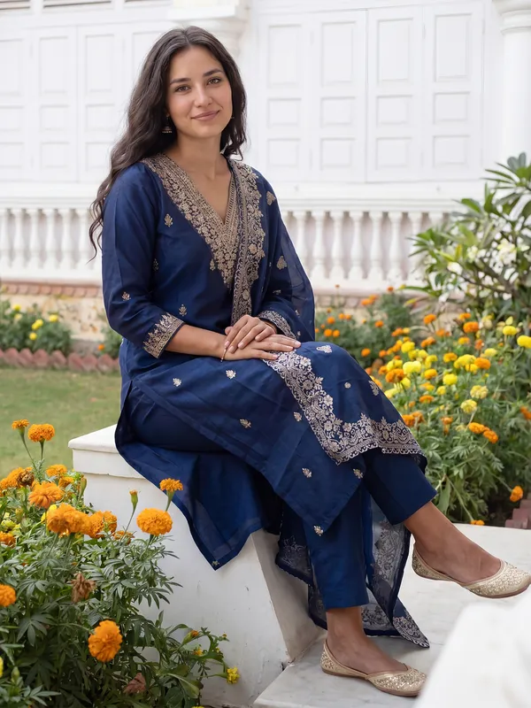 Blue_Embroidered_Silk_Blend_Kurta_Trouser_Dupatta_Set