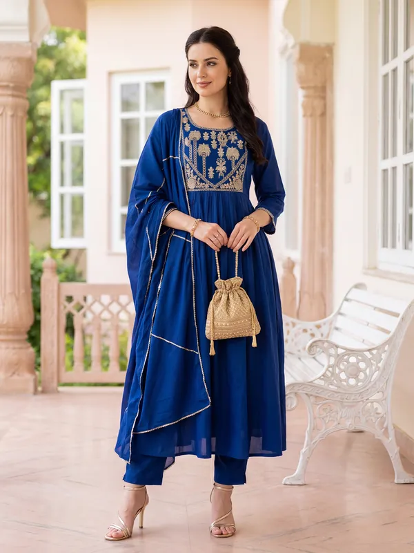 Blue_Embroidered_Silk_Blend_Kurta_Trouser_Dupatta_Set