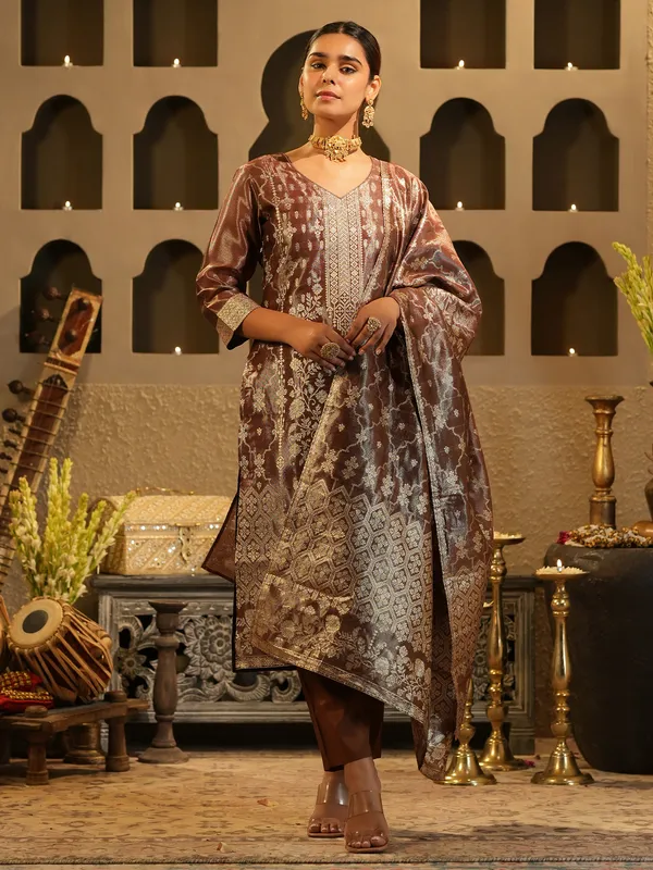 Brown_Silk_Blend_Printed_Kurta_Trouser_Dupatta_Set